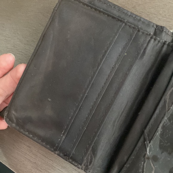 Tan and brown camo print wallet - Picture 7 of 15